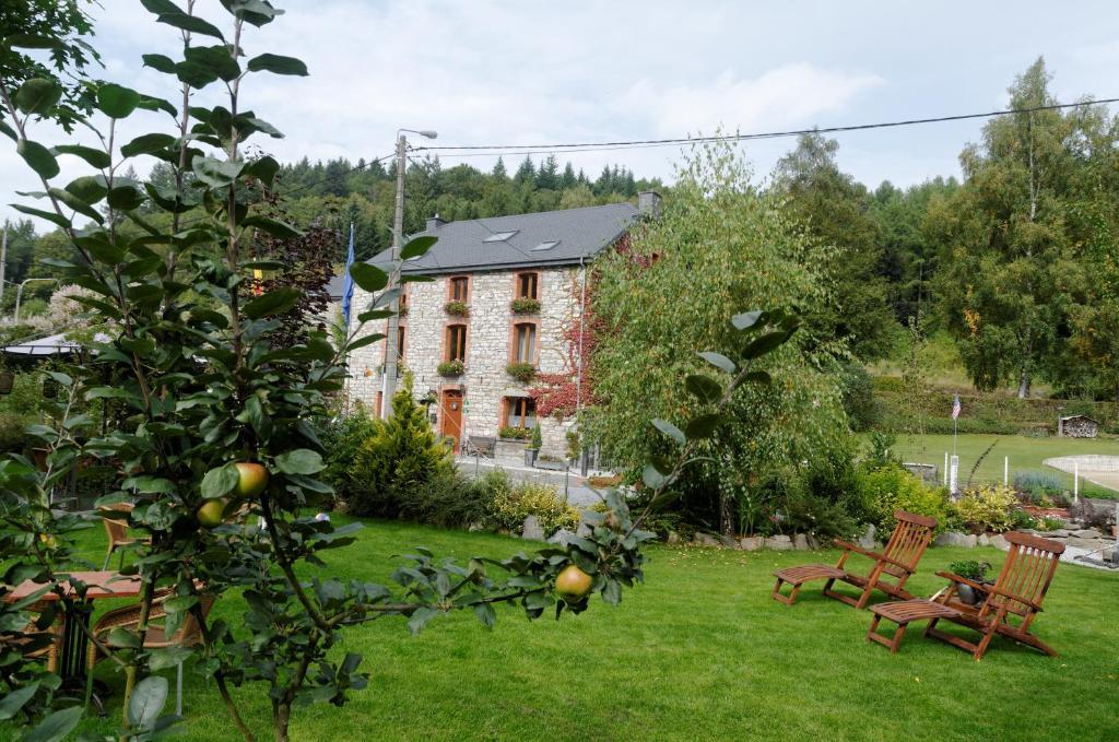B&B Nord Sud Salmchâteau Екстериор снимка